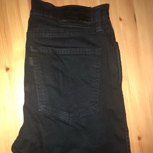 Women’s Levi skinny jeans